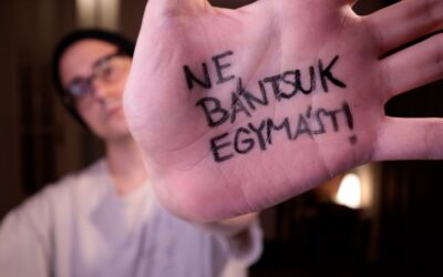 Iskolai bántalmazás(om)